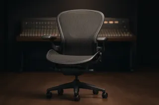 Herman Miller Aeron (B size, Remastered)